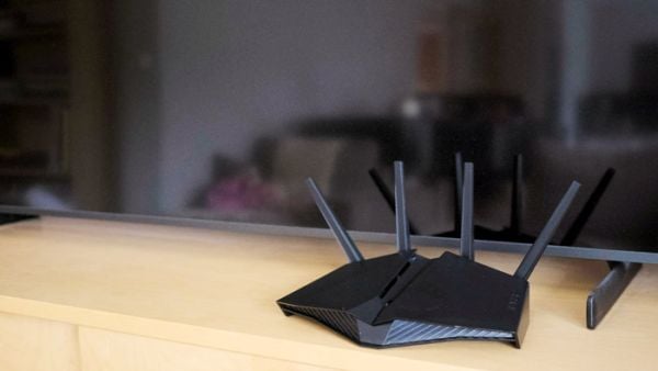 Router Asus RT AX82U 01